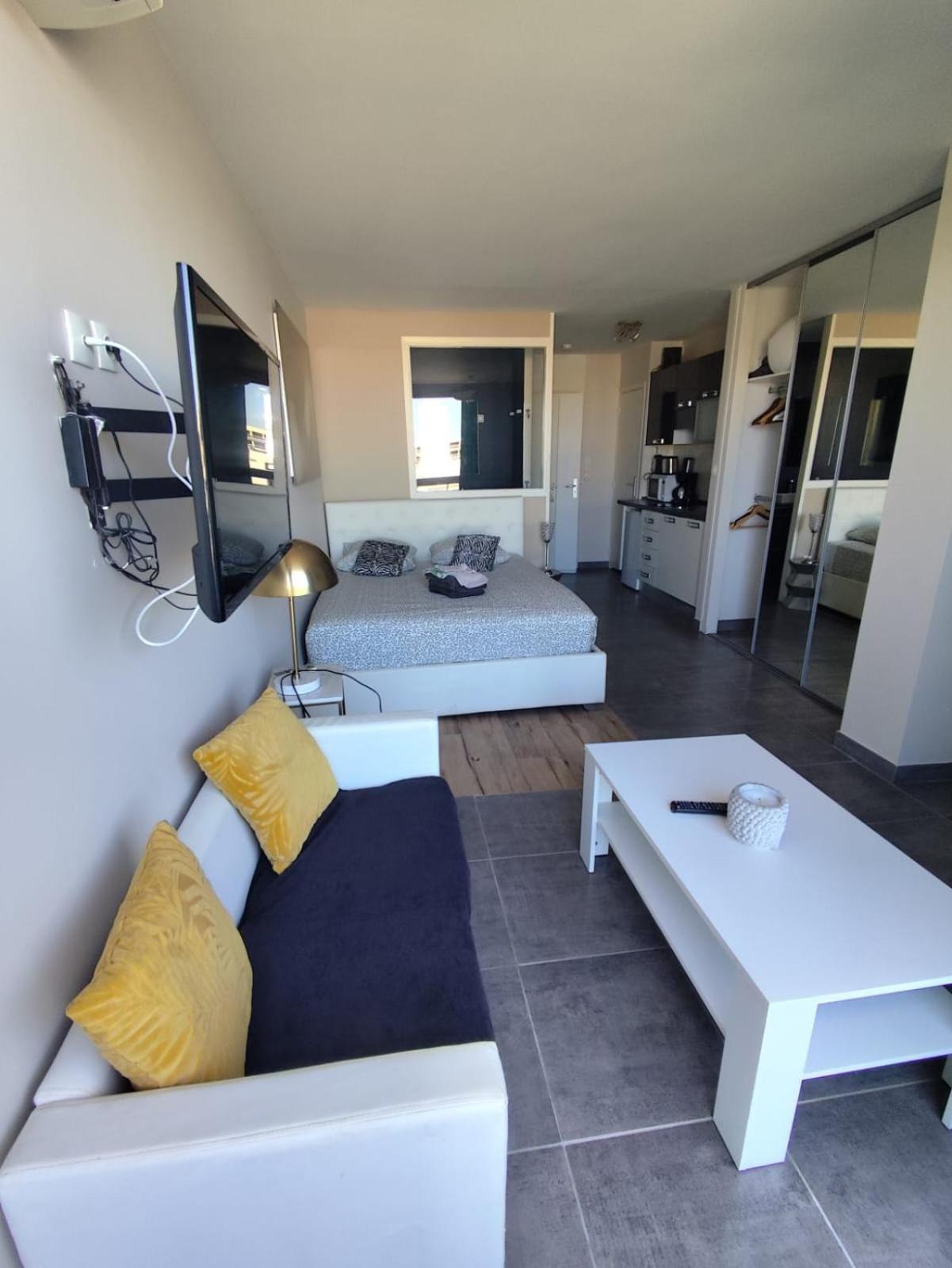 Naturiste Cap D'Agde Heliopolis C 39 Exterior photo
